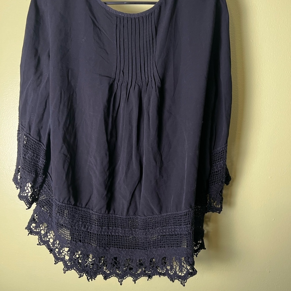 Solitaire Elegant Black Lace Trim Women's Top - Picture 9 of 9